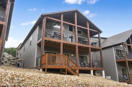 Gallery Image 11-web-or-mls-DSC08046-Enhanced-NR.jpg