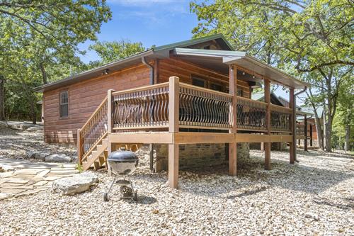 Gallery Image 2-web-or-mls-DSC01428.jpg