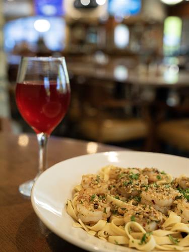 Garlic Shrimp Pasta — A Rotating Chef’s Special at LedgeStone Grille  Tender shrimp sautéed in a rich garlic butter sauce and served over perfectly cooked pasta, this Garlic Shrimp Pasta is a flavorful rotating chef’s special that highlights the creativity of our kitchen. Join us at LedgeStone Grille to enjoy ever-changing specials like this in a welcoming, open-to-the-public dining experience near Table Rock Lake.