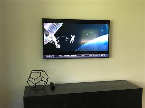 Tv Mount with Hidden Cabling 