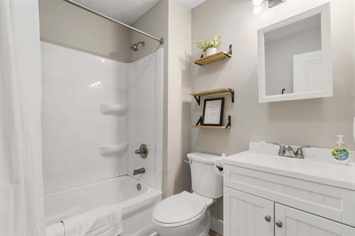 Gallery Image 9-web-or-mls-DSC09909.jpg