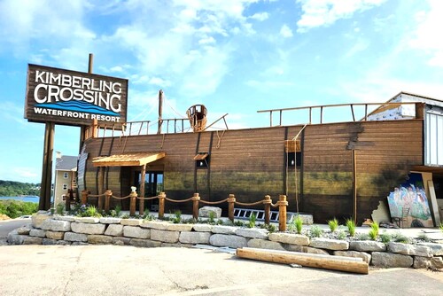 Crazy Craigs Shipwreck Restaurant & Bar