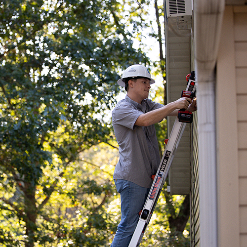 White River Connect installers work with our customers to find solutions that work best for their homes or businesses.