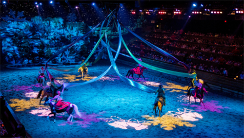 Gallery Image SMO-Carousel-Christmas.png