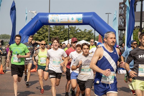 4 Miles 4 Water benefiting Drink Local Drink Tap