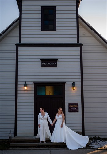 Gallery Image KLK_8710.jpg