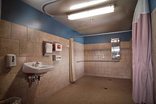 Gallery Image patient-shower-room-Komoko.jpg