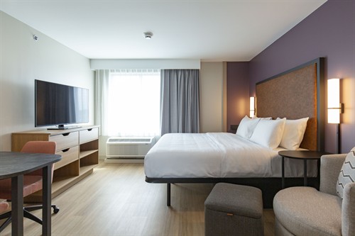 Gallery Image 0001625101.jpg