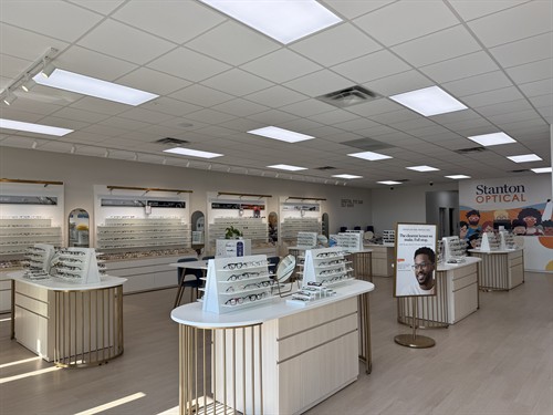 Beautiful sales floor- wide variety of Men's frames 