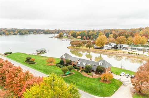 Gallery Image 630-williamson-rd-mooresville-photo-12-of-12.jpg