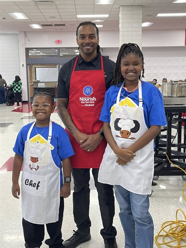 Gallery Image Chef_chris_and_kids(1).jpg