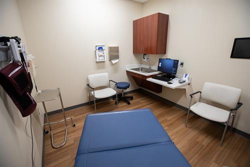 Gallery Image Joliet_Clinic_(60).jpg