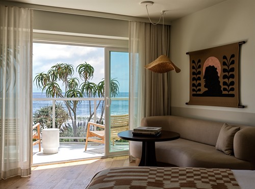 Gallery Image CasaLoma_OceanViewKingBalcony_2.jpg