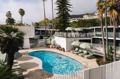 Gallery Image 61-1743637463122.jpg