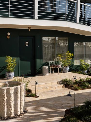 Gallery Image 73-1743637542289.jpg