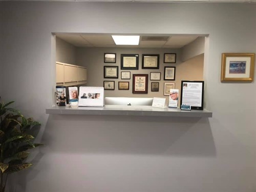 Gallery Image Front_desk_Image_.jpg