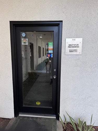 Gallery Image Update_DO_front_door_entrance_.jpeg