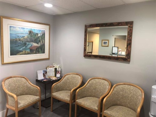 Gallery Image Waiting_room_Dental_office_.jpg