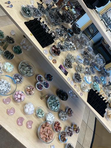 Wide Selection of Crystals, Minerals, and Gems