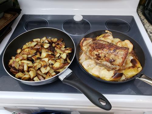 pork loin roast/apples/onions and potatoes