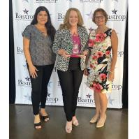 BASTROP CHAMBER OF COMMERCE RECEIVES COMMUNITY PARTNER OF THE YEAR FROM BASTROP ISD