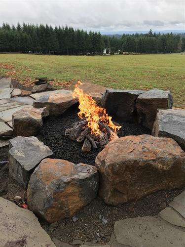 Fire pit by Greenhaven Landscapes