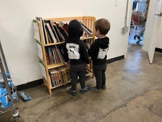 Kids reading while parents shop!