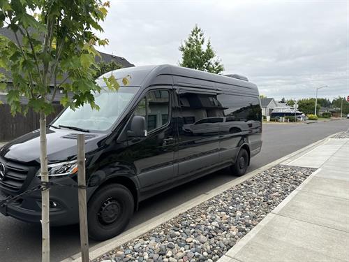 Marquee Chauffeur SUV - Black Sprinter