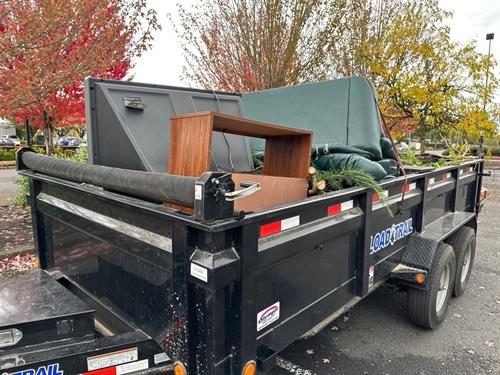 Junk removal services in Vancouver, WA – clearing out unwanted items for a clutter-free space.