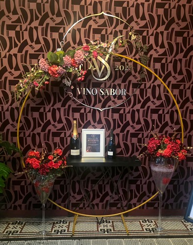 Vino Sabor Entrance