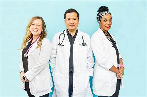 (L-R) Chelsea Poe, NP-C, Dr. Keung Lee, and Kirstie Ferrell, NP-C