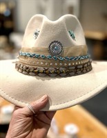 Winter Hat Bar Workshop at Priam Vineyards