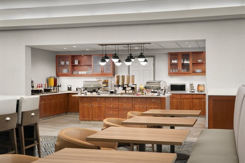 Breakfast Area with Lodge Seating