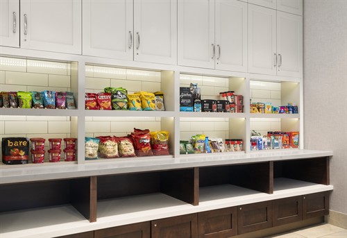 Suite Shop, 24 Hours