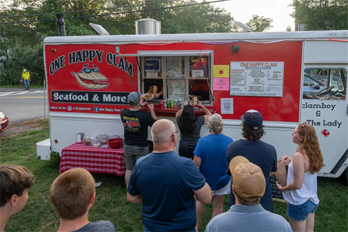 Gallery Image COTC_2025_-_Brian_Maes_Band_Featuring_Barry_Goudreau_-_0239_sm.png