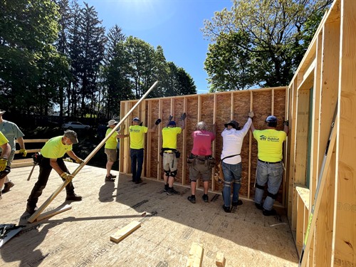 Gallery Image PaxtonBuildCrew.jpg