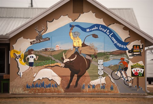 Gallery Image Chamber_Mural_Vision_Lampasas.jpg