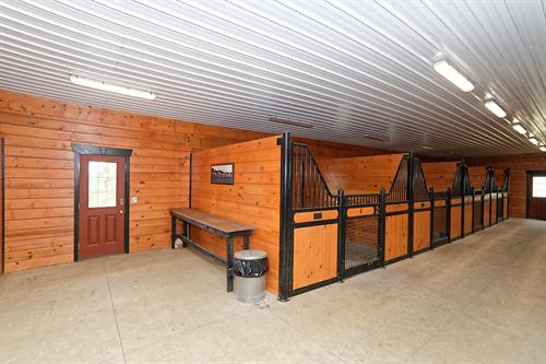 Immaculate high functioning horse barn with 12 stalls at 106 State Route 197, Fort Edward