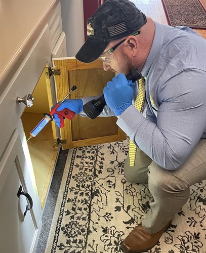Gallery Image Brent_Brewer_bug_u_inspection_photo.jpg