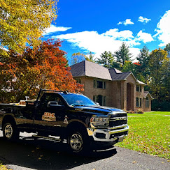 Gallery Image FALL_TRUCK_PIC.jpg