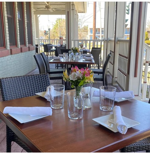 Gallery Image Patio2.jpeg