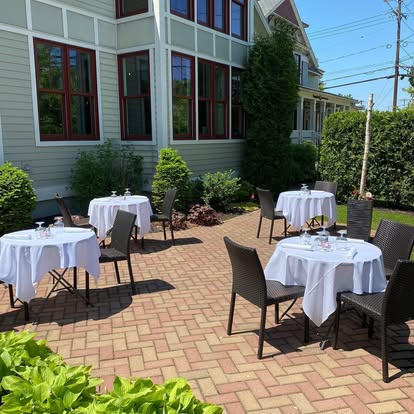 Gallery Image gardenphoto2.jpg