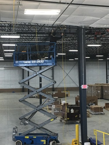 Gallery Image scissor_lift.jpg