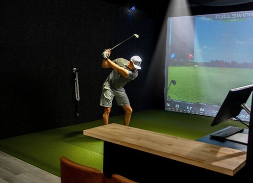Gallery Image back-nine-indoor-virtual-golf-tournaments.jpg