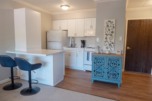 Independant Living One-bedroom with a den apartment