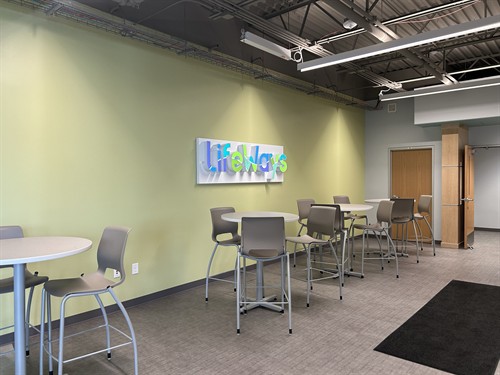 Gallery Image Admin_Lobby_2.jpg