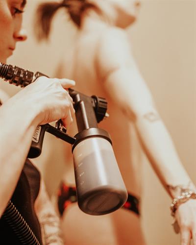 Custom Organic  Spray Tans