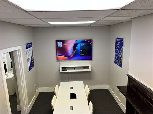 Client Meeting & Consultation Room