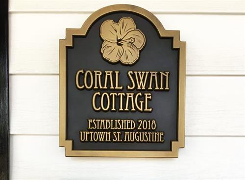 Gallery Image HawaiianHibiscusHistoricPlaqueCustomerImage.jpg