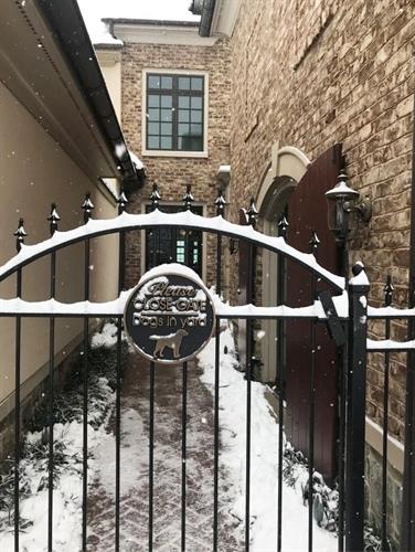 Gallery Image PleaseCloseGateCustomerImage.jpg